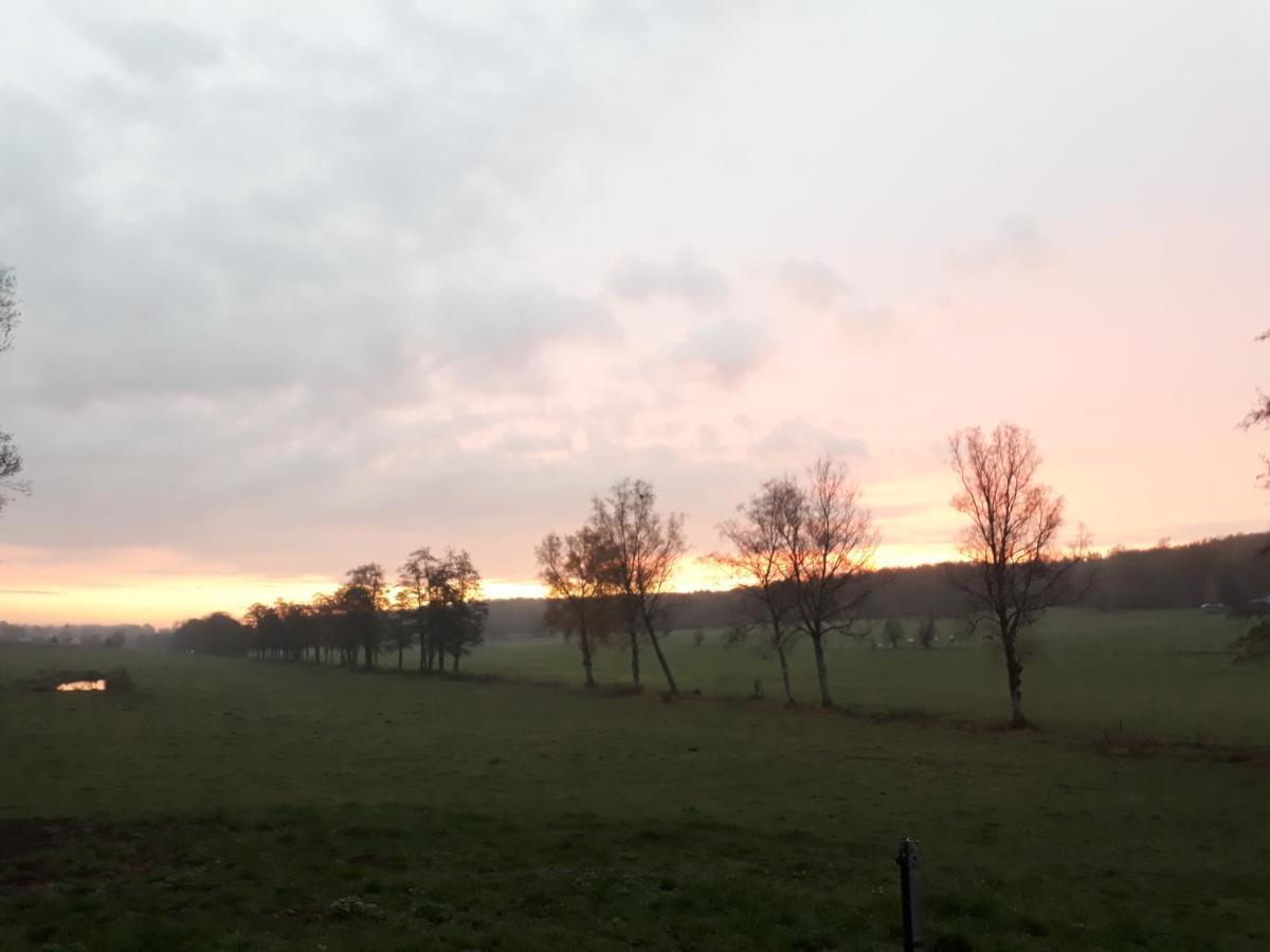 Les Arpents Verts Momignies Esterno foto